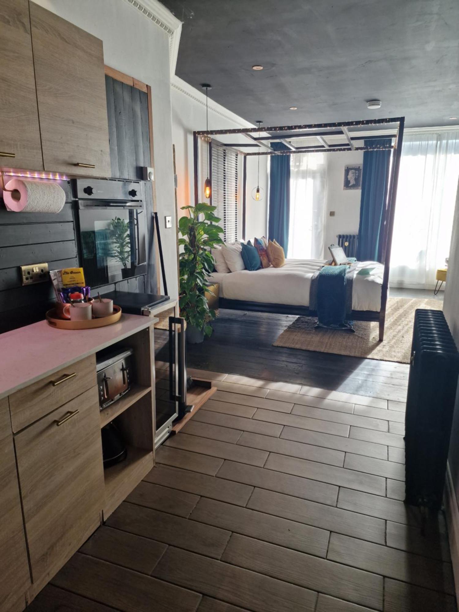 Slamannan The Penny Black Apartment With Indoor Hot Tub מראה חיצוני תמונה